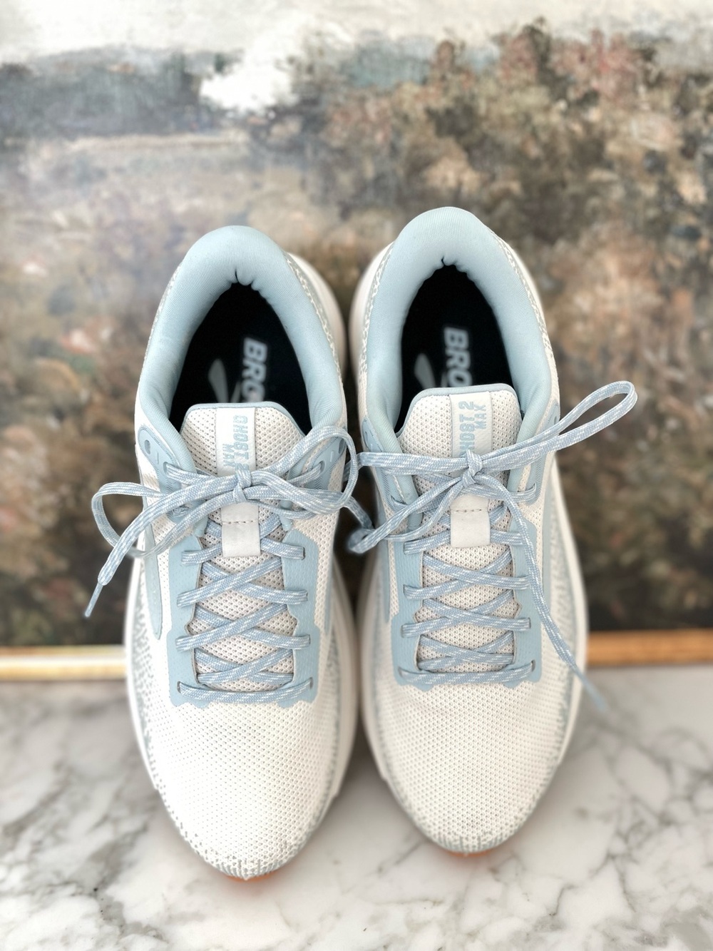 Brooks Ghost Max 2 running shoes Coconut Milk/Winter Sky
Women’s size 11 - Picture 6 of 8